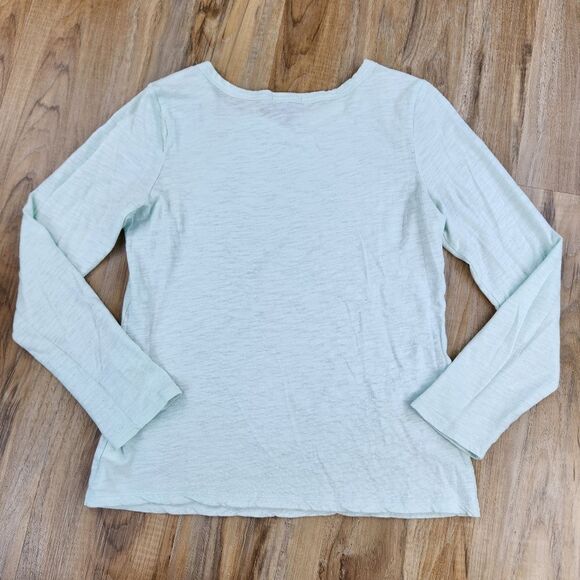 ☔️🍑Gap Mint Green Lightweight Long Sleeve Top Medium - Picture 2 of 10